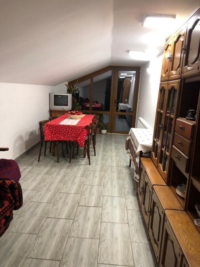 Casuta Bunicilor Isverna Otel Dış mekan fotoğraf